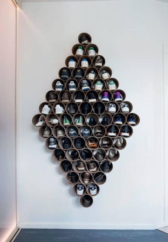 Stilfuld opbevaringsplads til familiens sko