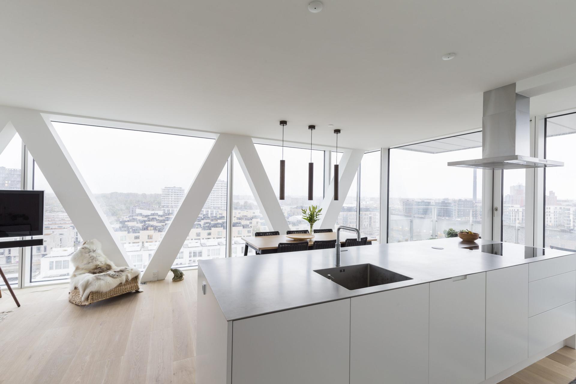 Samtale køkkenet i det moderne hjem - dansk indretningsdesign fra 2019