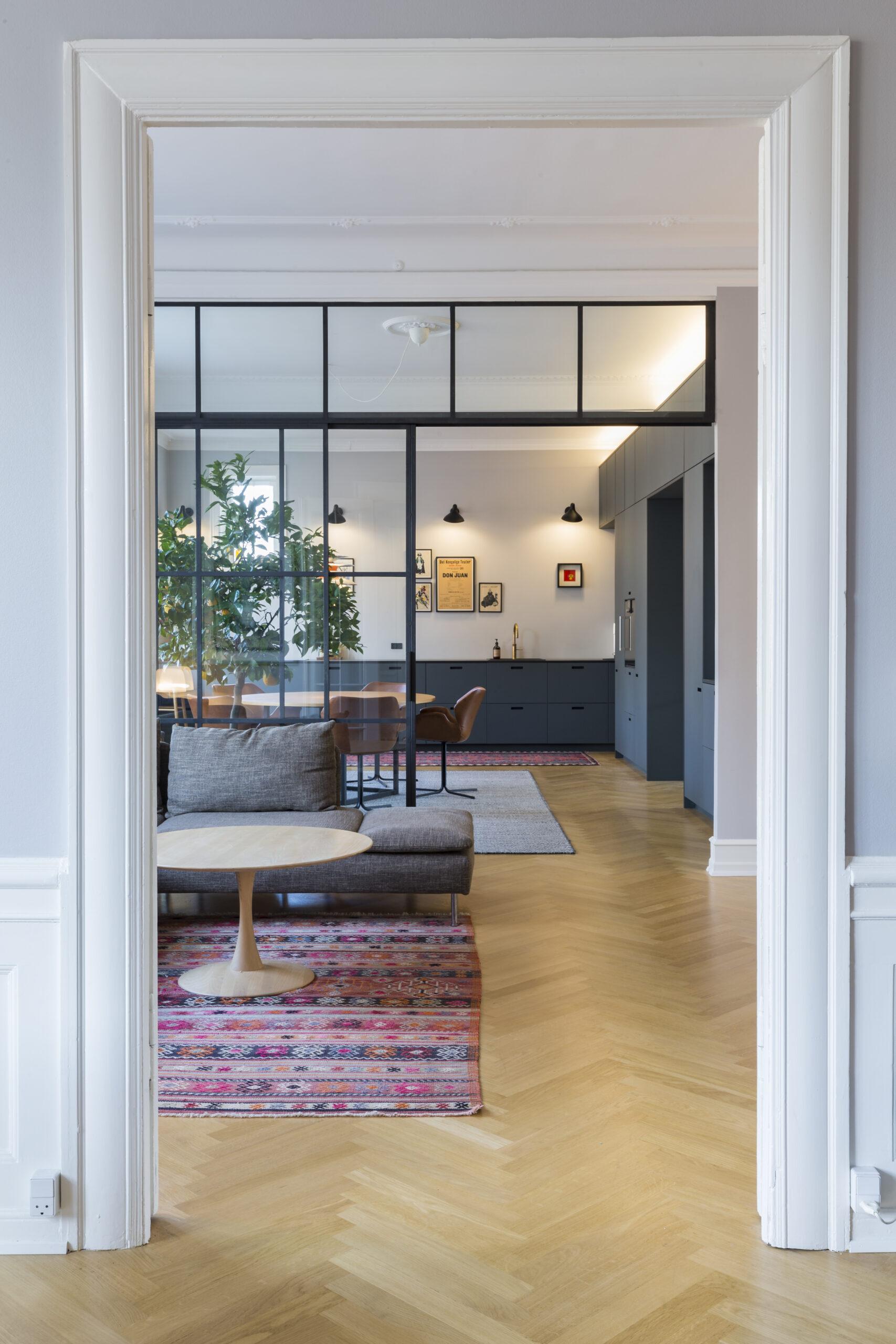 Åben stue i det moderne hjem - dansk indretningsdesign fra 2019!